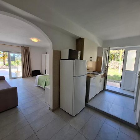 Apartments & Rooms Mila Banjol Exterior photo