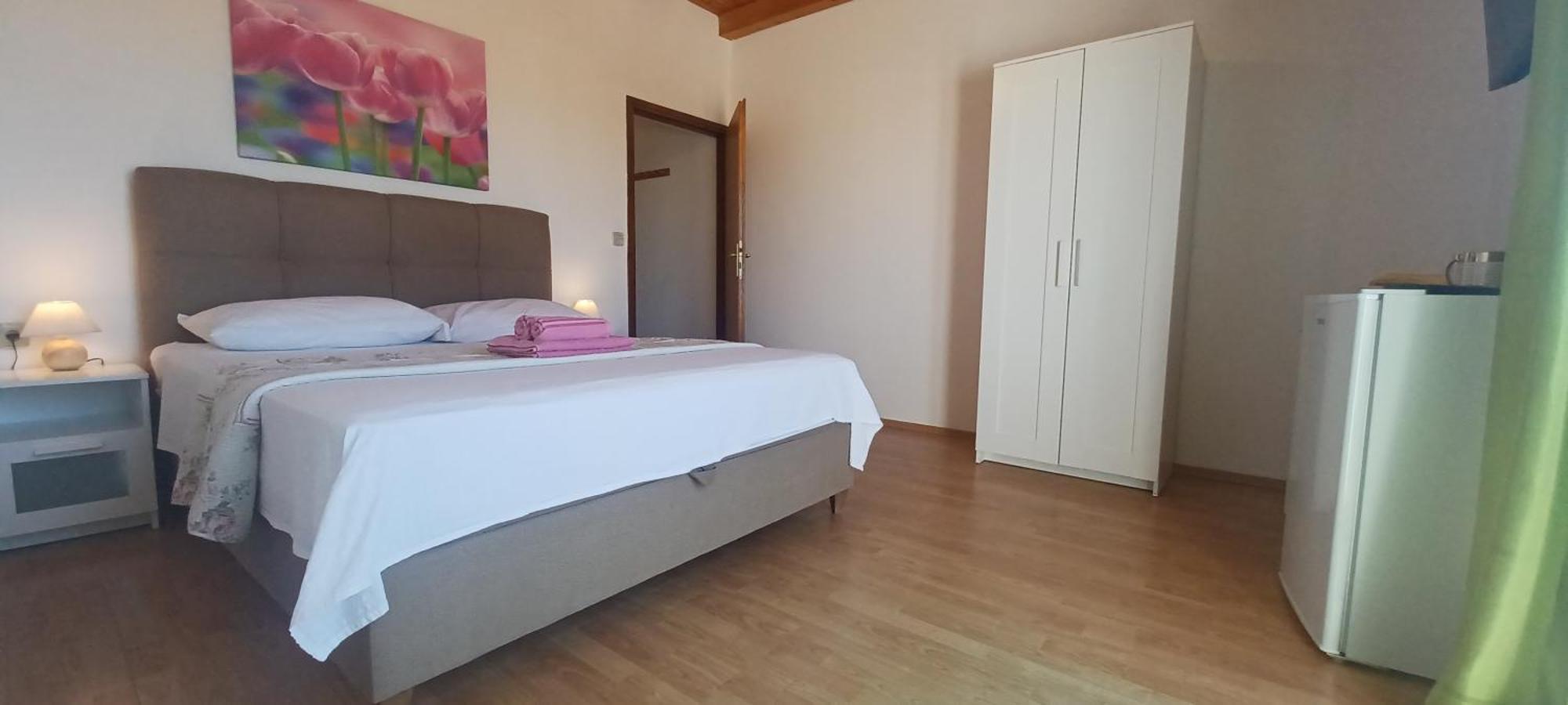 Apartments & Rooms Mila Banjol Exterior photo