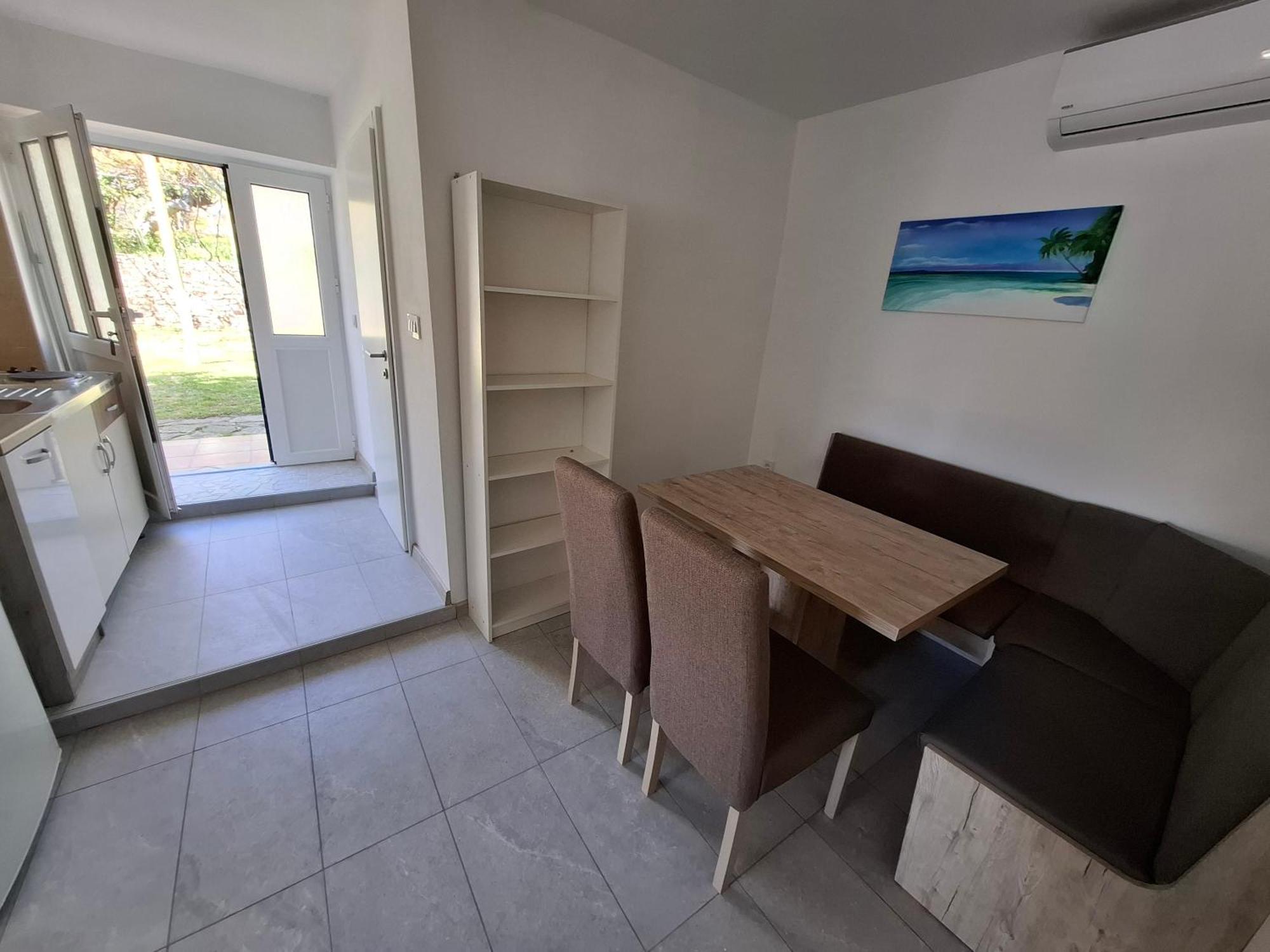 Apartments & Rooms Mila Banjol Exterior photo